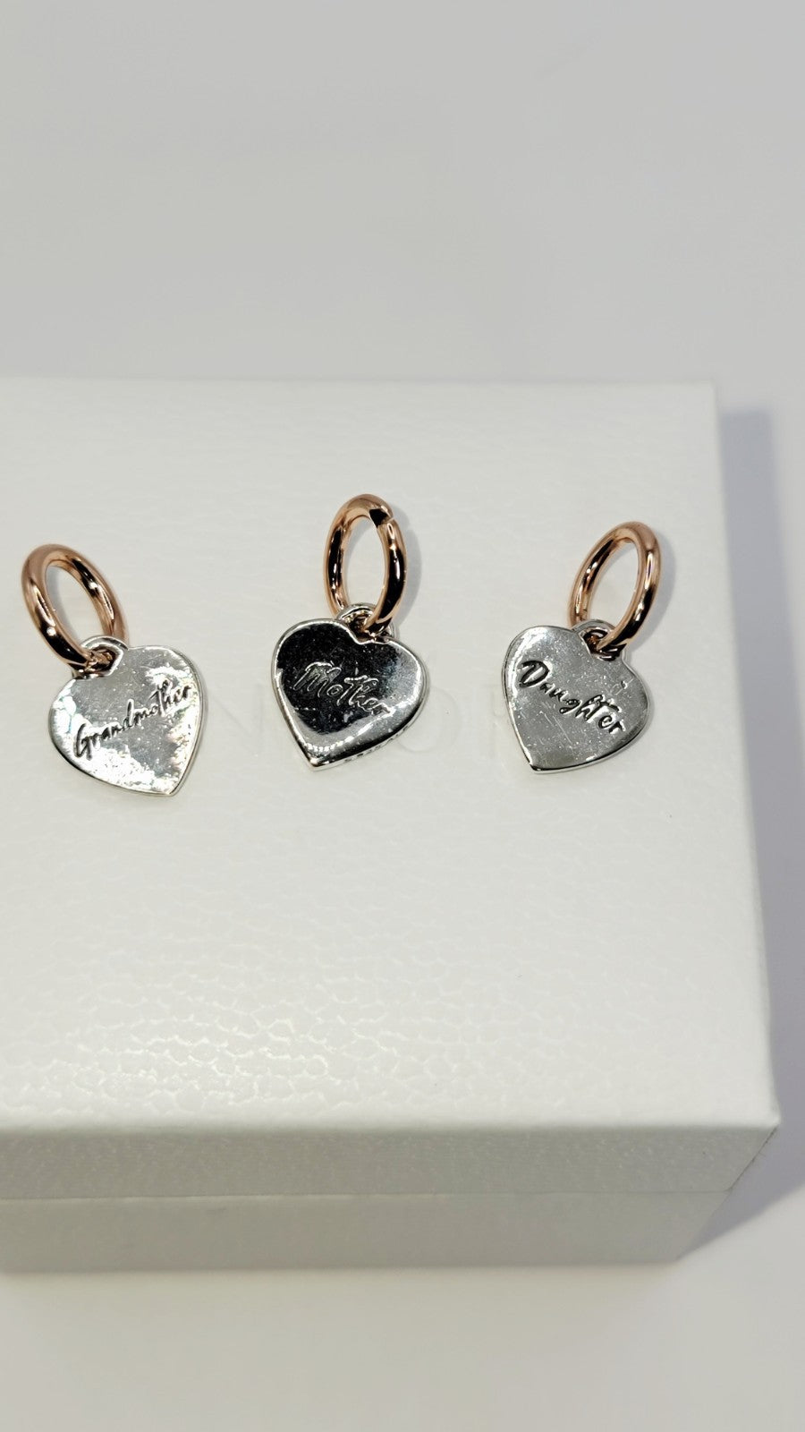 Authentic Pandora #782648C00 Splittable Family Hearts Triple Charm W/ Box B35