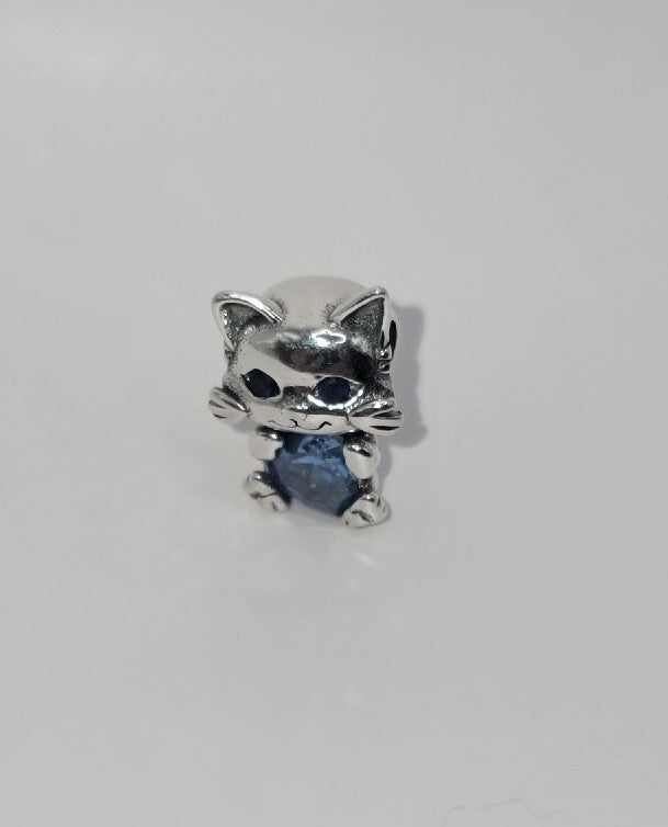 Authentic L'Amour Sterling Silver Cat Kitten Holding A Blue Gem 💎  Charm