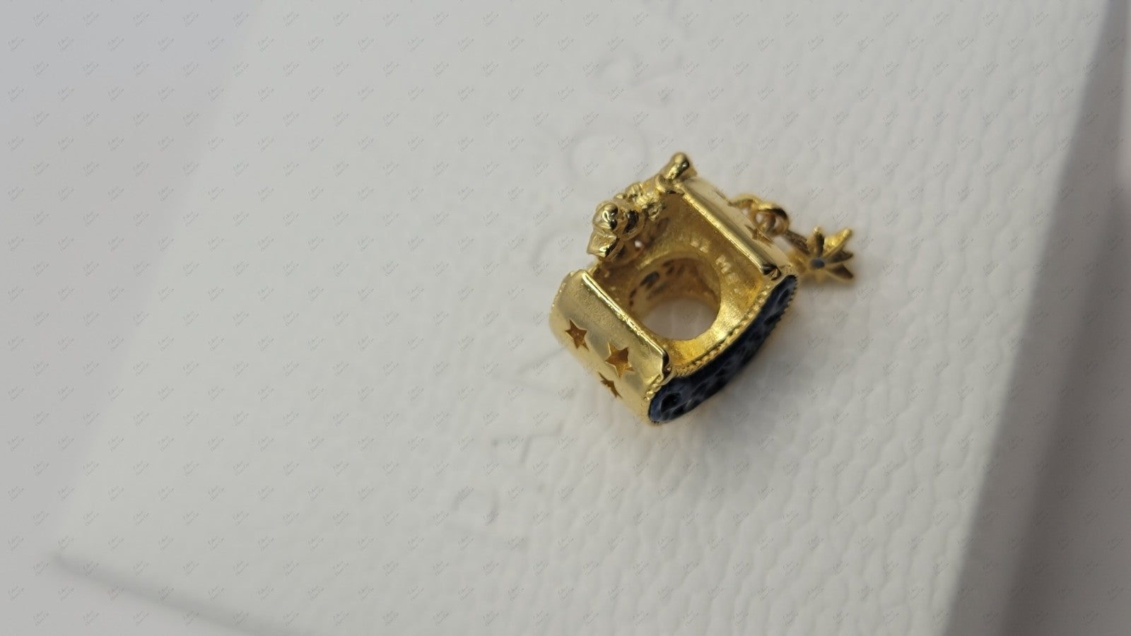 Authentic Pandora 762956C01 Disney Mickey & Minnie Mouse Crescent Moon Charm A34