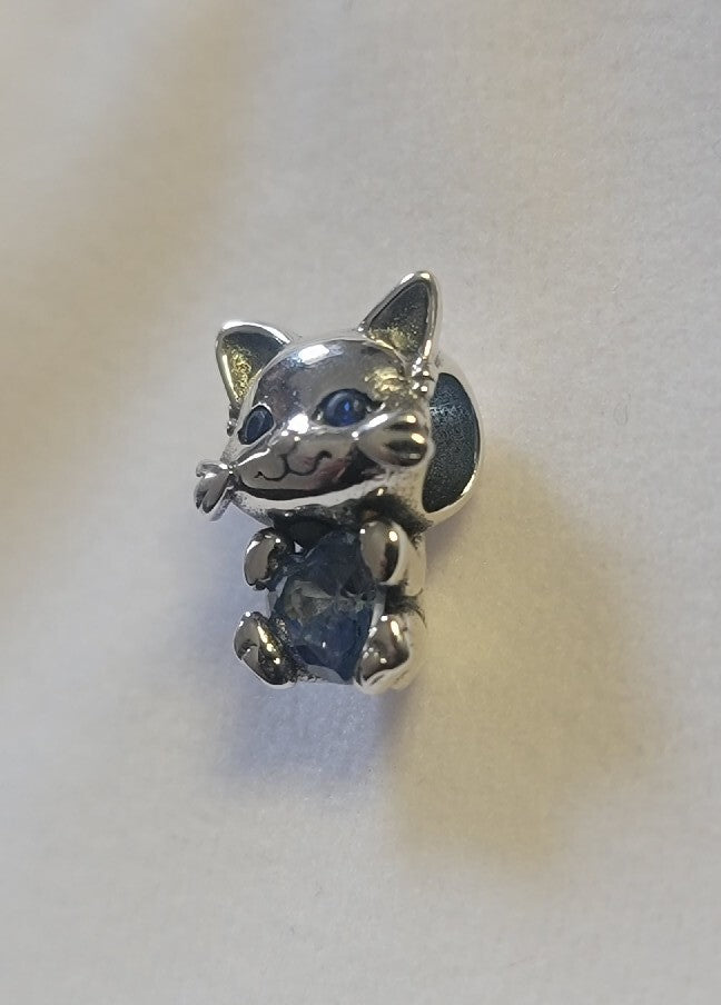 Authentic L'Amour Sterling Silver Cat Kitten Holding A Blue Gem 💎  Charm