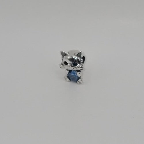 Authentic L'Amour Sterling Silver Cat Kitten Holding A Blue Gem 💎  Charm