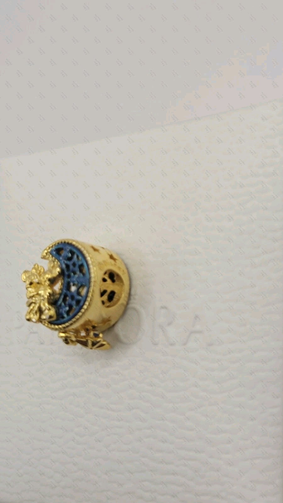 Authentic Pandora 762956C01 Disney Mickey & Minnie Mouse Crescent Moon Charm A34