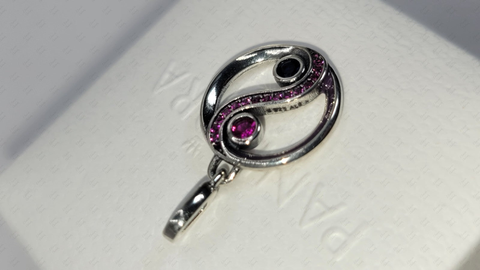 Autenthic Pandora Me Balance Yin & Yang Medallion Charm - 792307C01 W/ Box B36