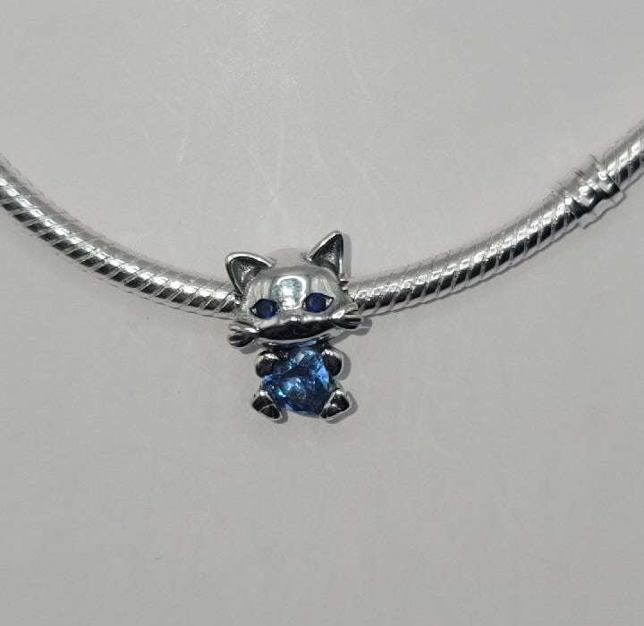 Authentic L'Amour Sterling Silver Cat Kitten Holding A Blue Gem 💎  Charm