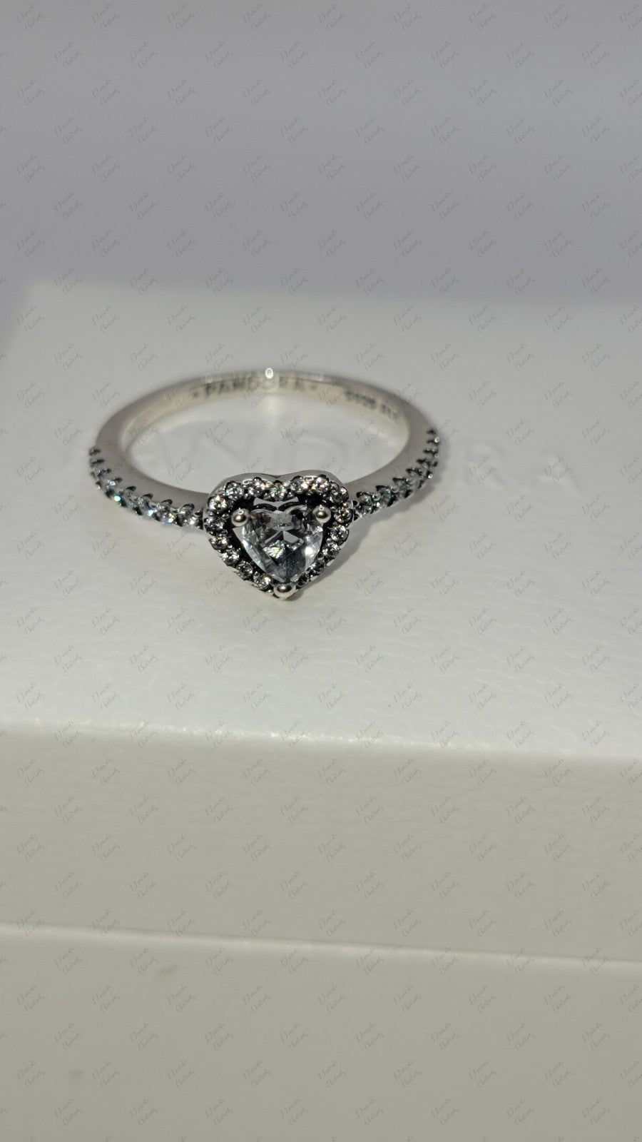 Authentic Pandora #198421C01 Elevated Heart Ring w/ Clear CZ Size 7 W/ Box