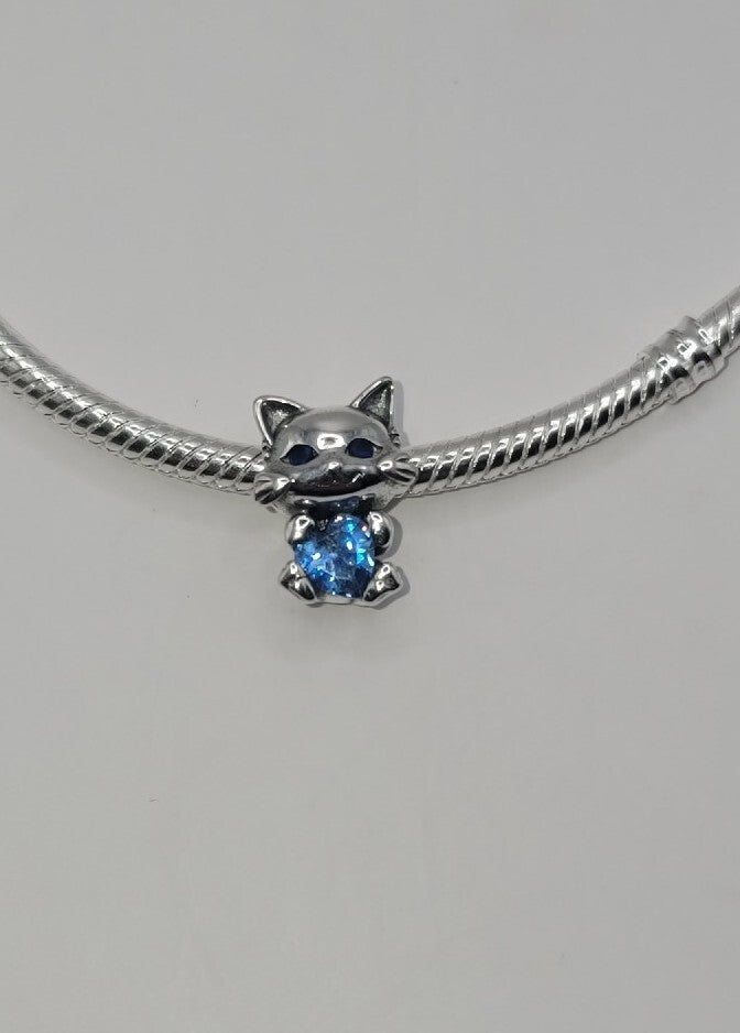 Authentic L'Amour Sterling Silver Cat Kitten Holding A Blue Gem 💎  Charm