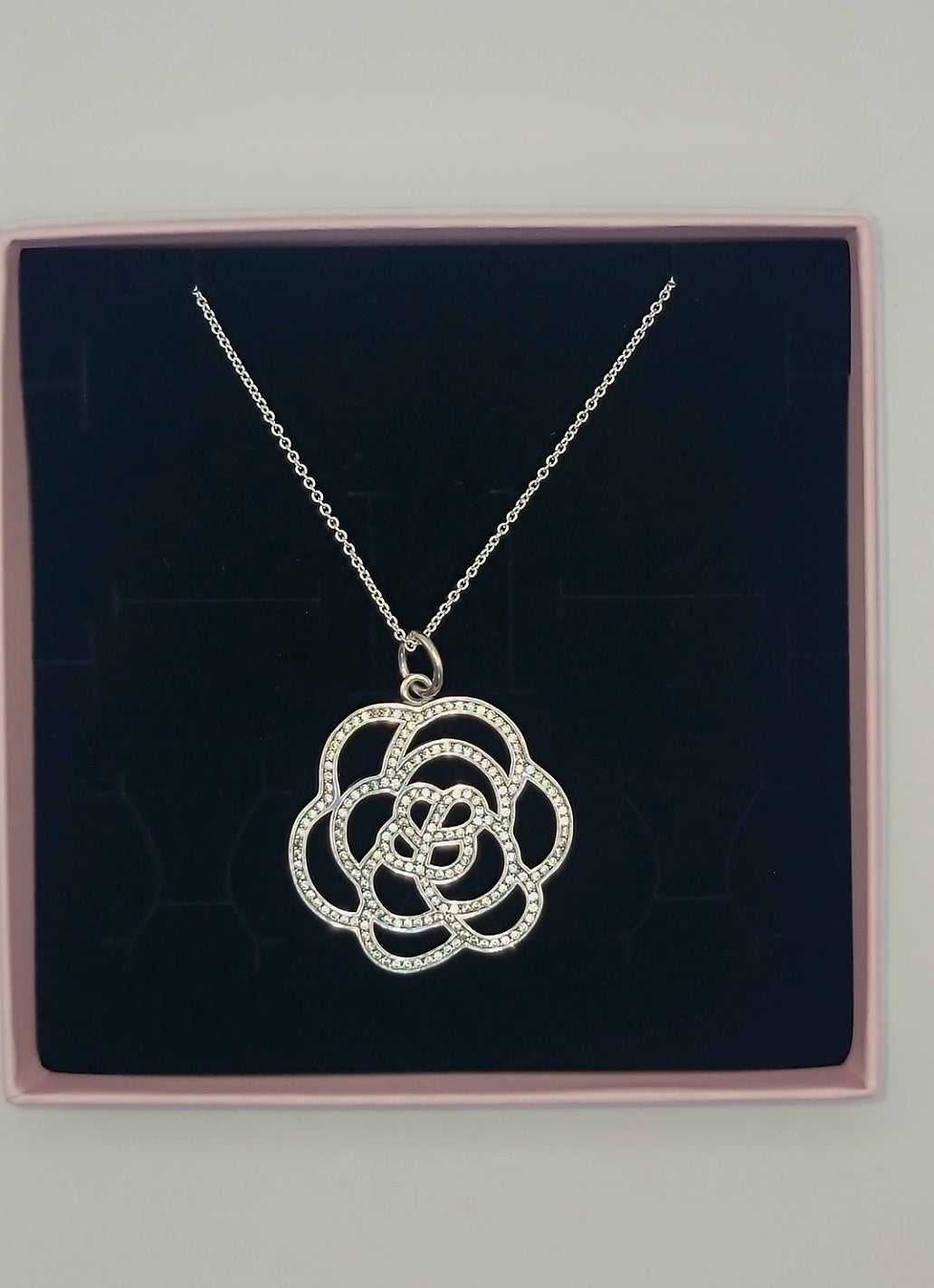 Pandora
Shimmering Rose Clear Cubic Zirconia Necklace - 390368CZ-90